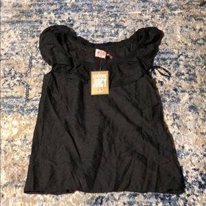 Juicy black shirt